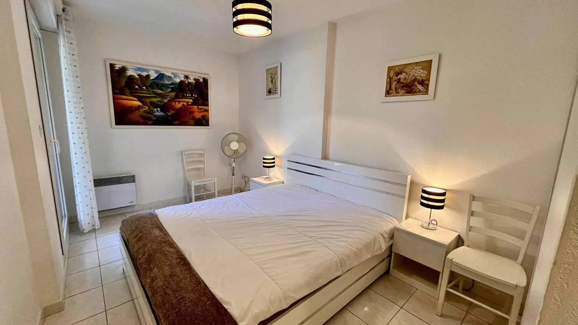 Appartement 2P Avec Balcon Proche Centre Et Plages - Parking Inclus, Cavalaire - Fr-1-226B-127 Fransa