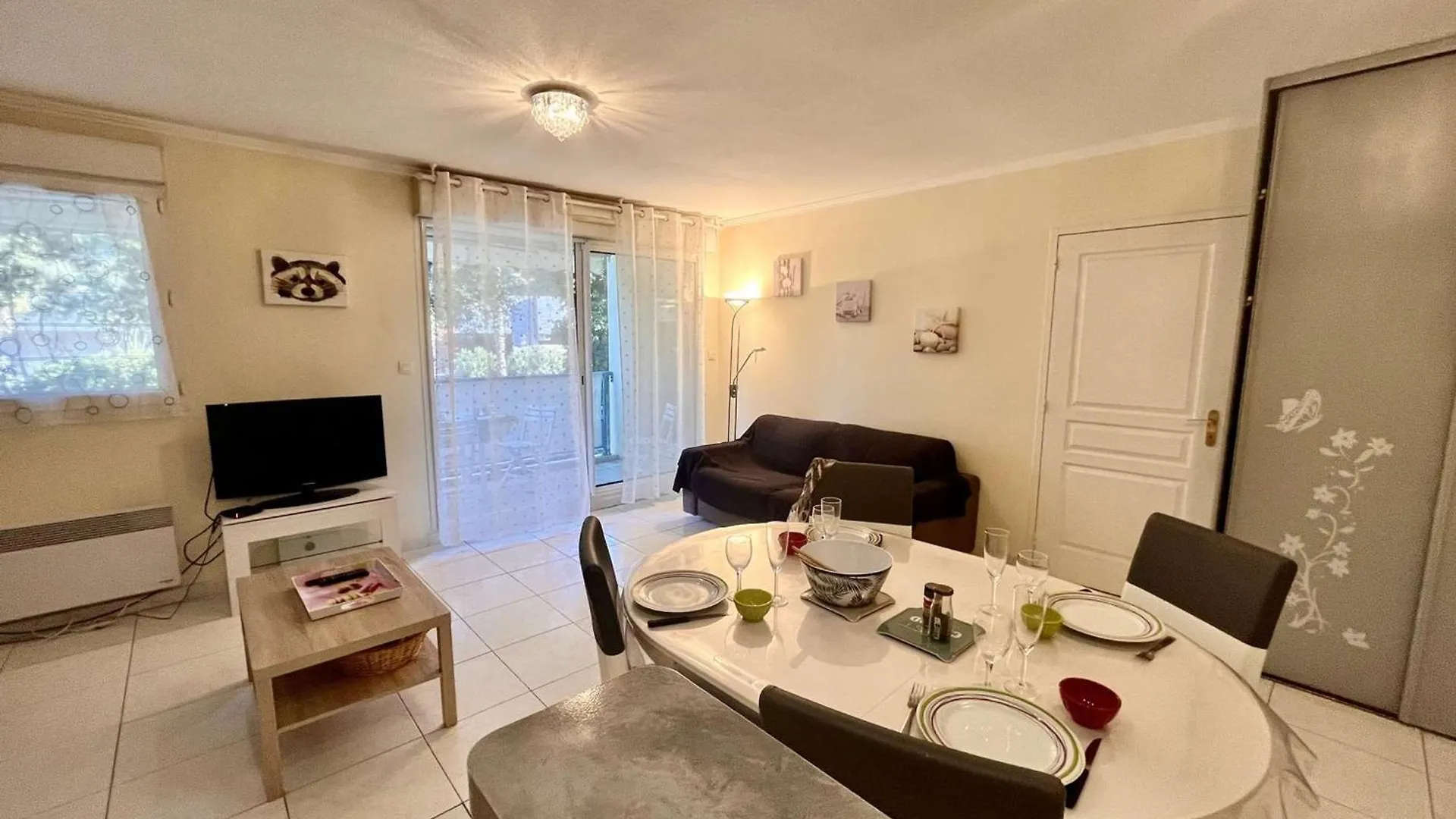 Appartement 2P Avec Balcon Proche Centre Et Plages - Parking Inclus, Cavalaire - Fr-1-226B-127 Cavalaire-sur-Mer